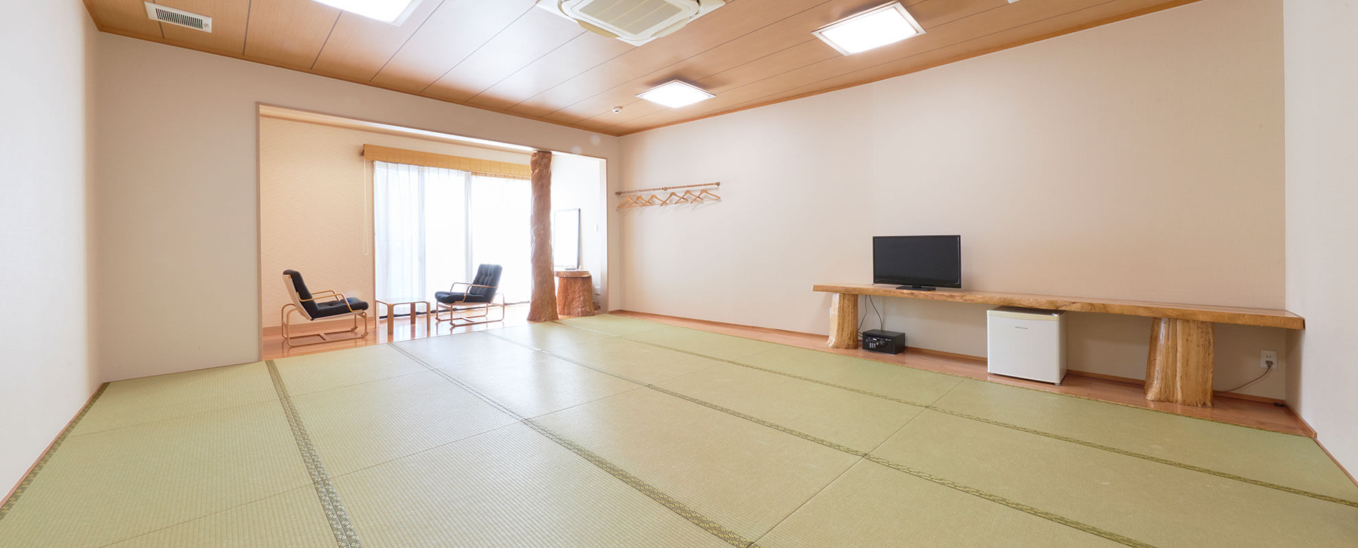 ［本館］ 和室（5〜8人向け）